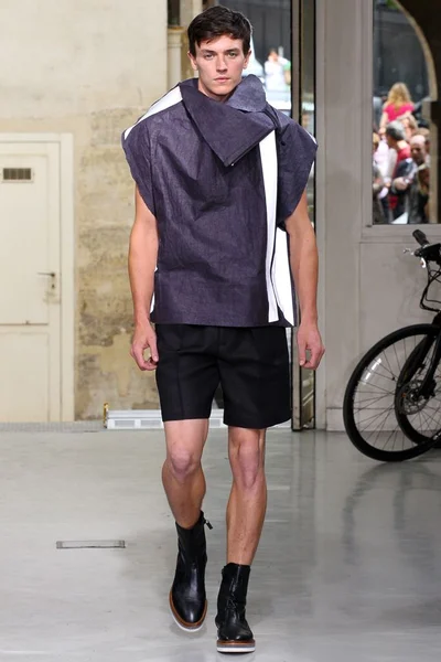 Look 31